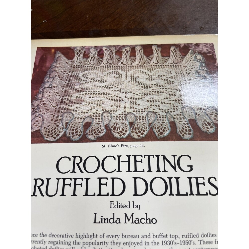 Vintage 1982 Crocheting Ruffles Doilies Patterns Dover Needlework Series - Picture 7 of 11